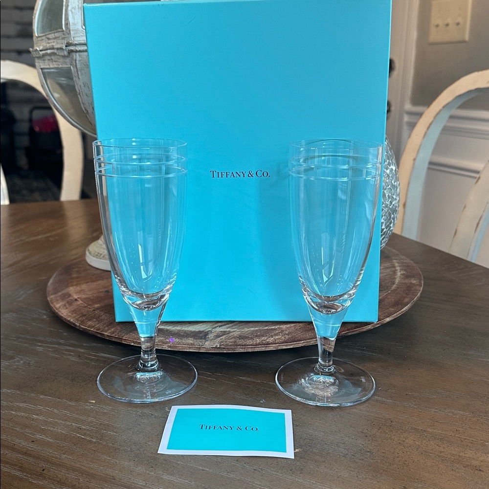 Tiffany & Co. Crystal champagne Flutes with Box
